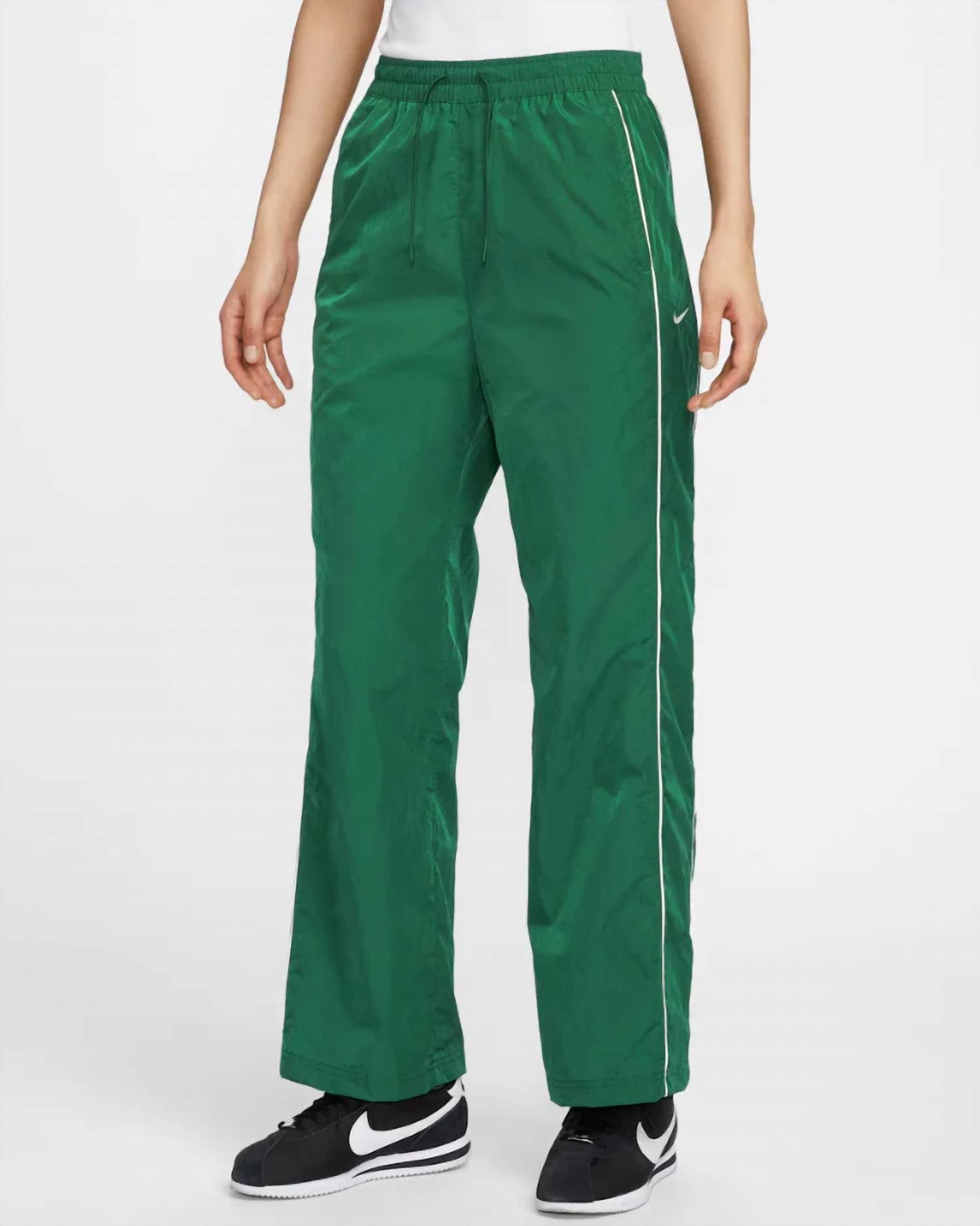 Nike - Women's High-waisted Windrunner Pants
