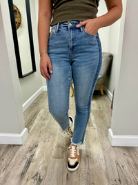 Judy Blue - Side Panel Detail With Frayed Hem Jeans