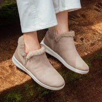 Olukai - Women’s Kamau Chelsea Booties