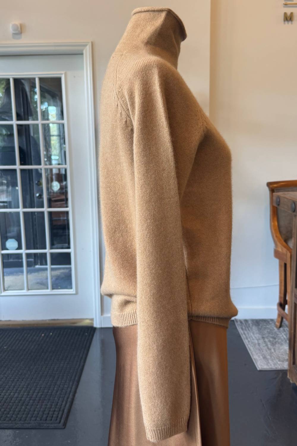 Brazeau Tricot - Women's Reg Royal Cashmere Turtleneck Sweater