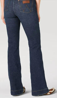 Wrangler Women's Retro High Rise Western Trouser in faithlyn - women's pants - detail view