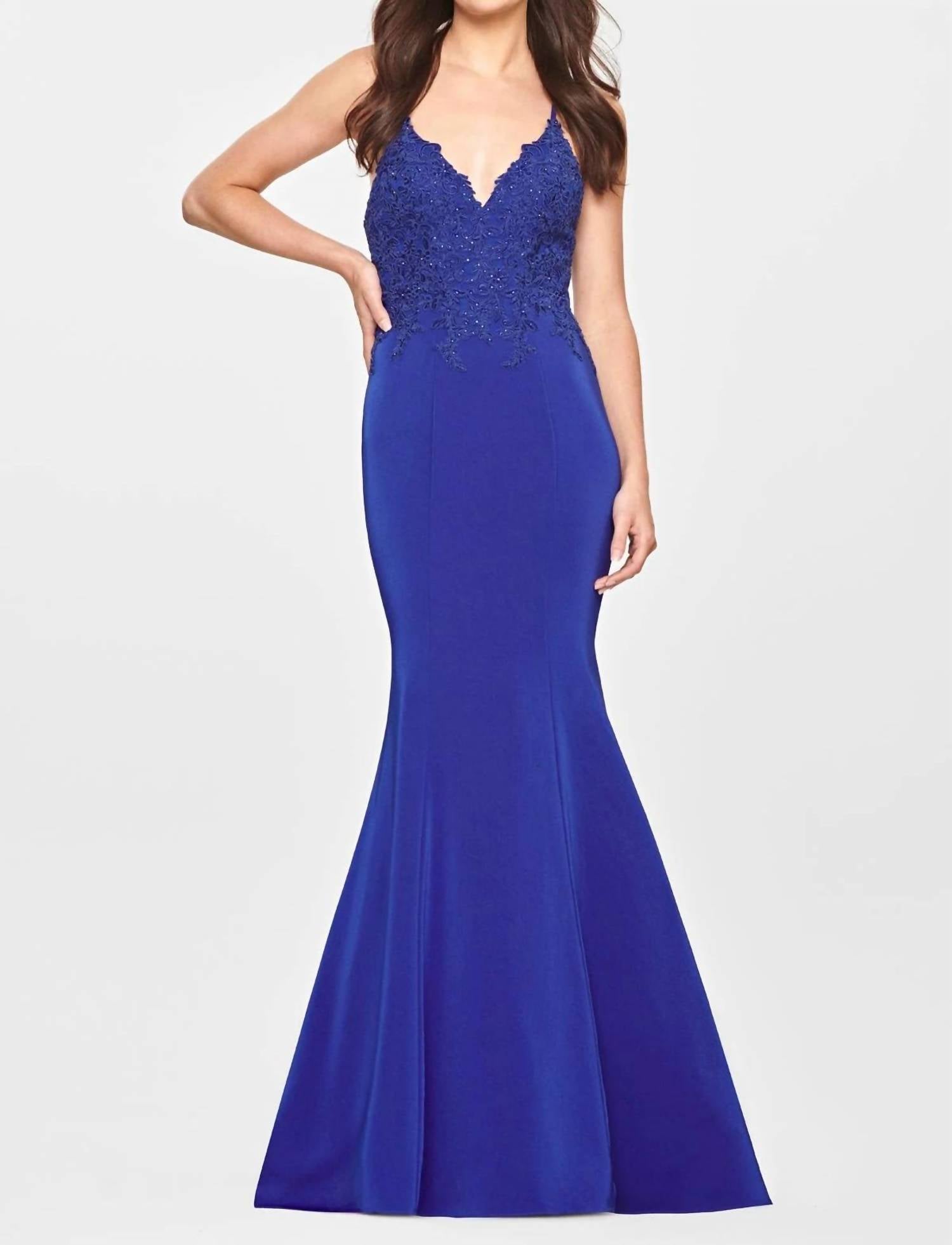 Faviana - Sweetheart Neckline Lace Applique Dress