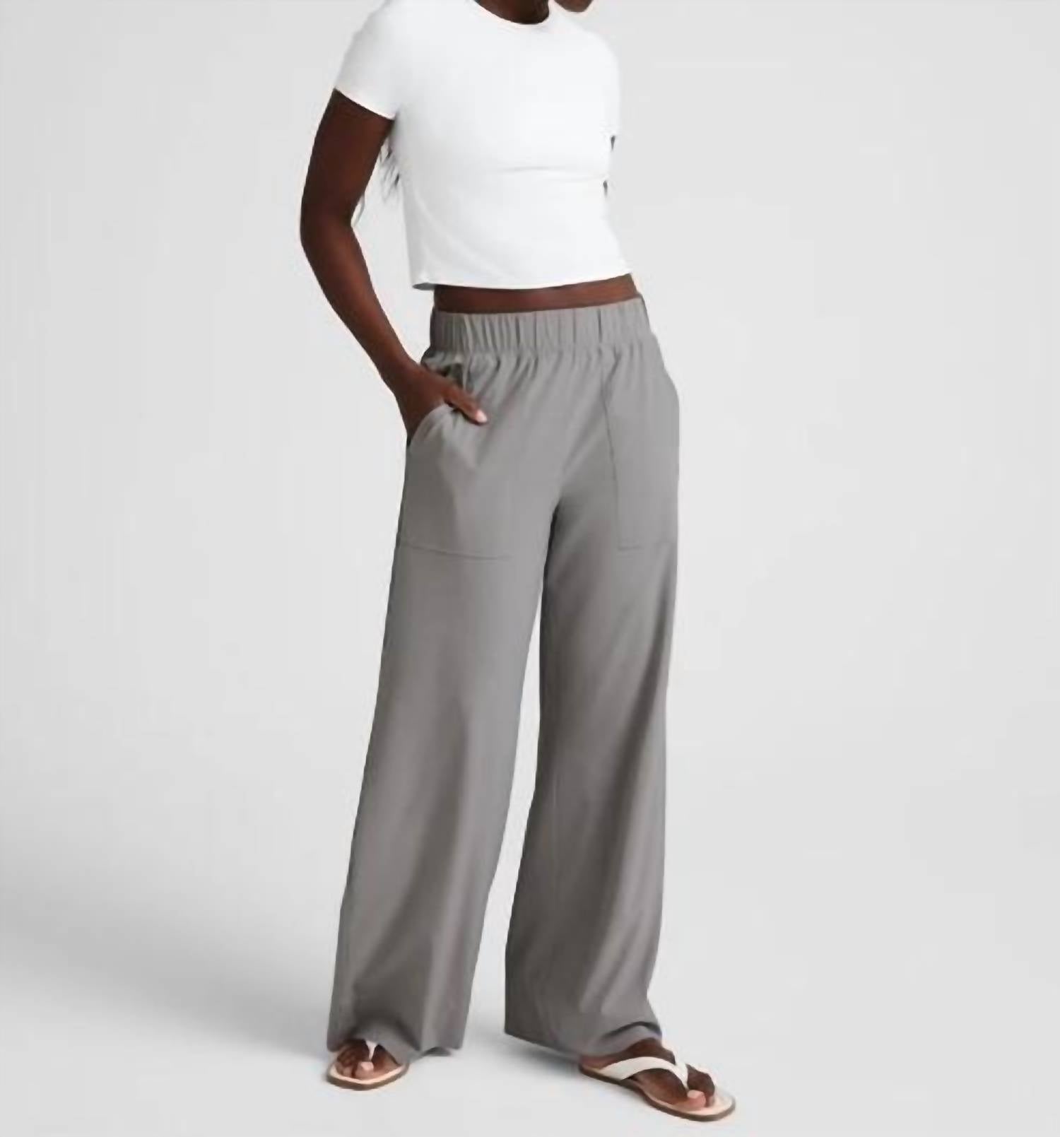 Beyond Yoga - Featherweight Cropped Tee