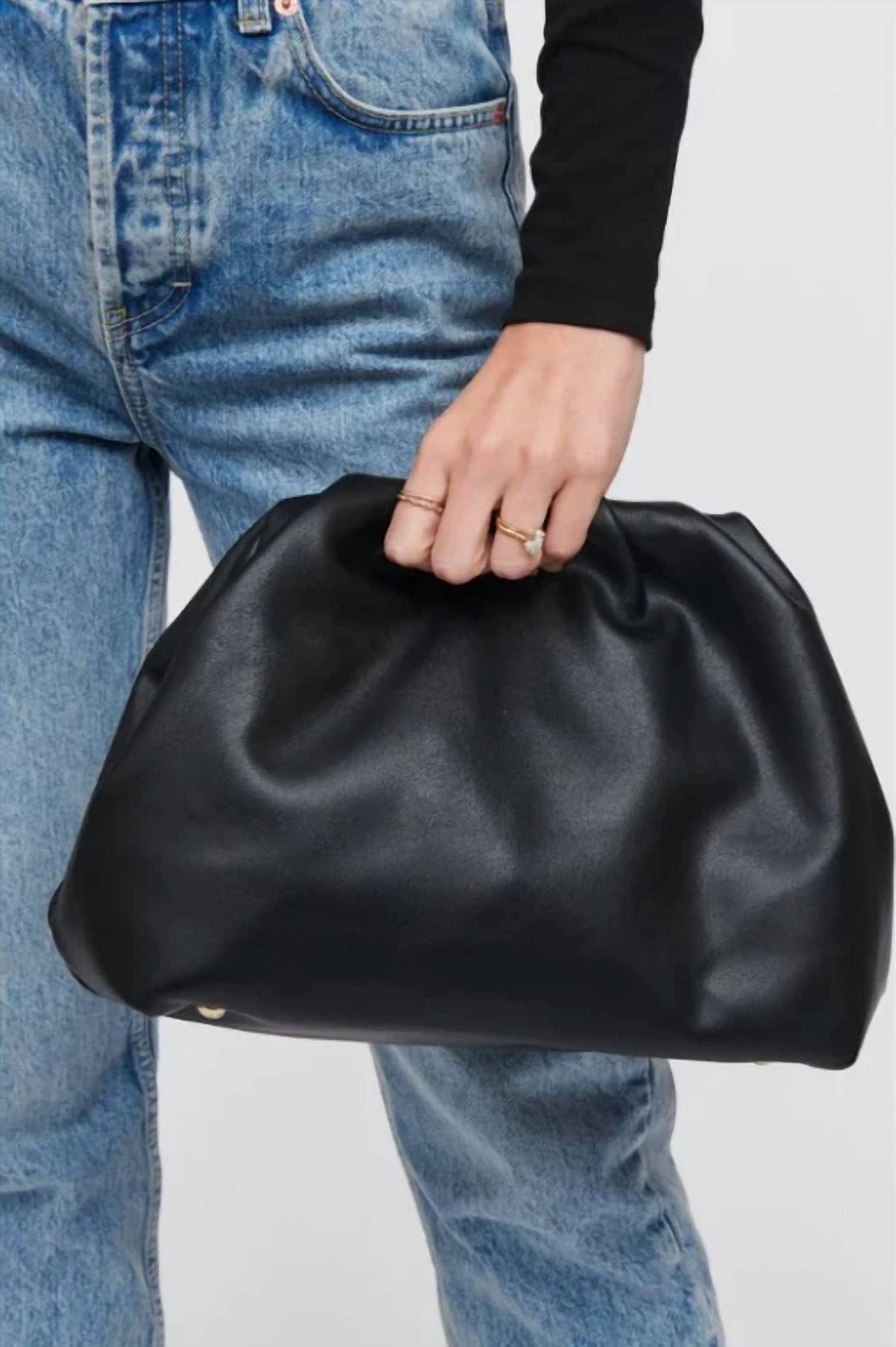 Falcon Park - Yasmina Clutch