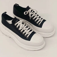 Alexander Mcqueen - Men's Tread Slick Low Top Sneakers