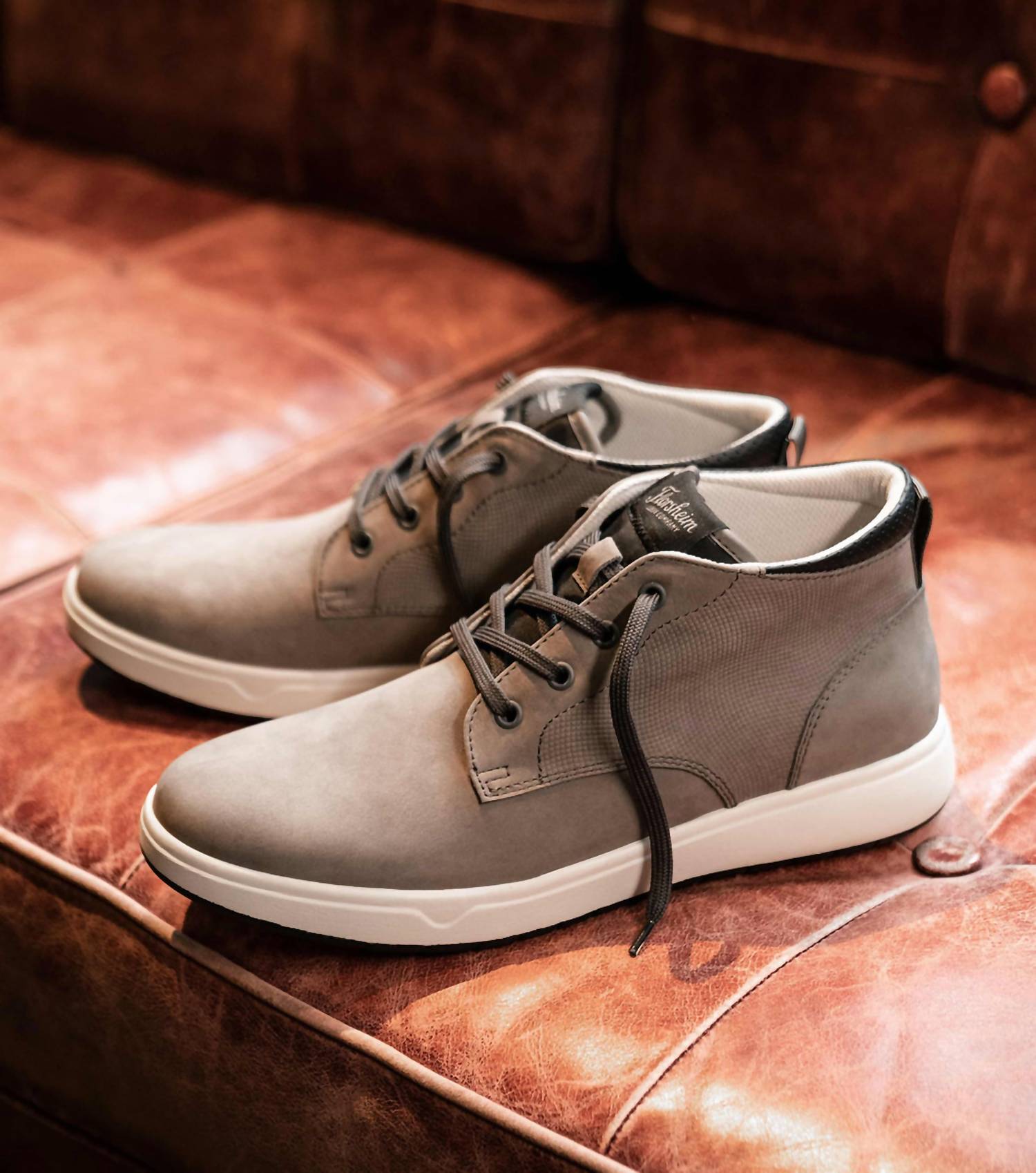 Florsheim - Men's Heist Plain Toe Chukka Boot