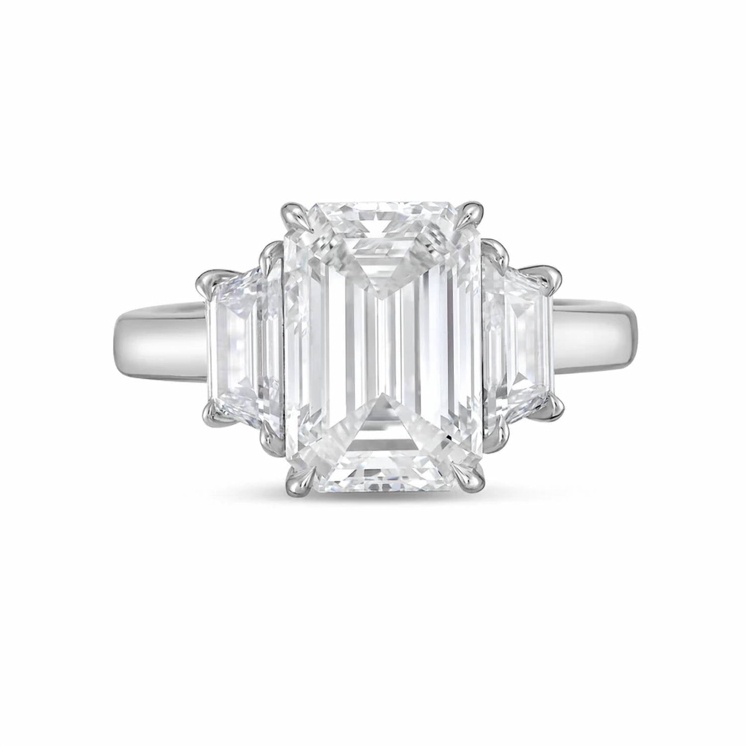 Diana M Jewels - Women's Emerald Lab-Grown Diamond Ring (3.00 Ct) - Signature
