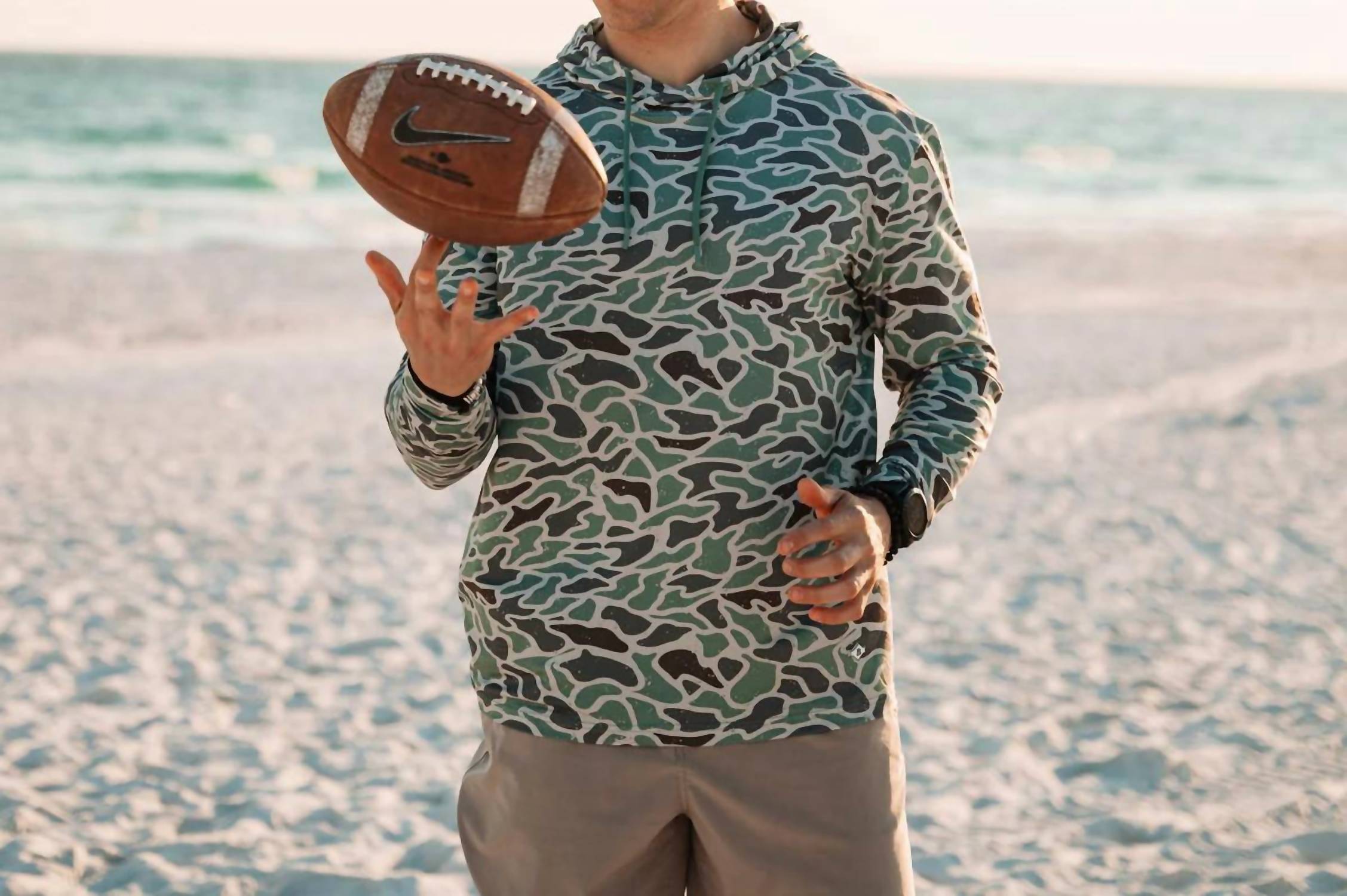 Burlebo - Lightweight Performance Hoodie