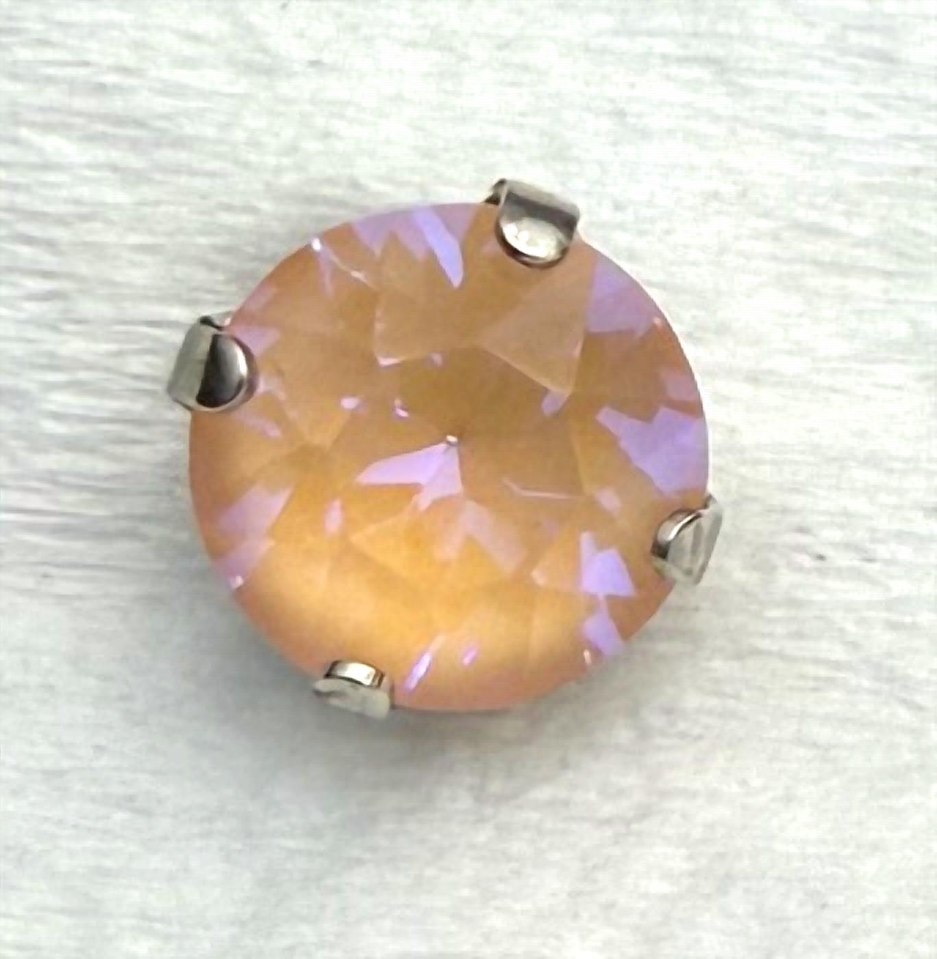Mariana - Women's Studs Earrings