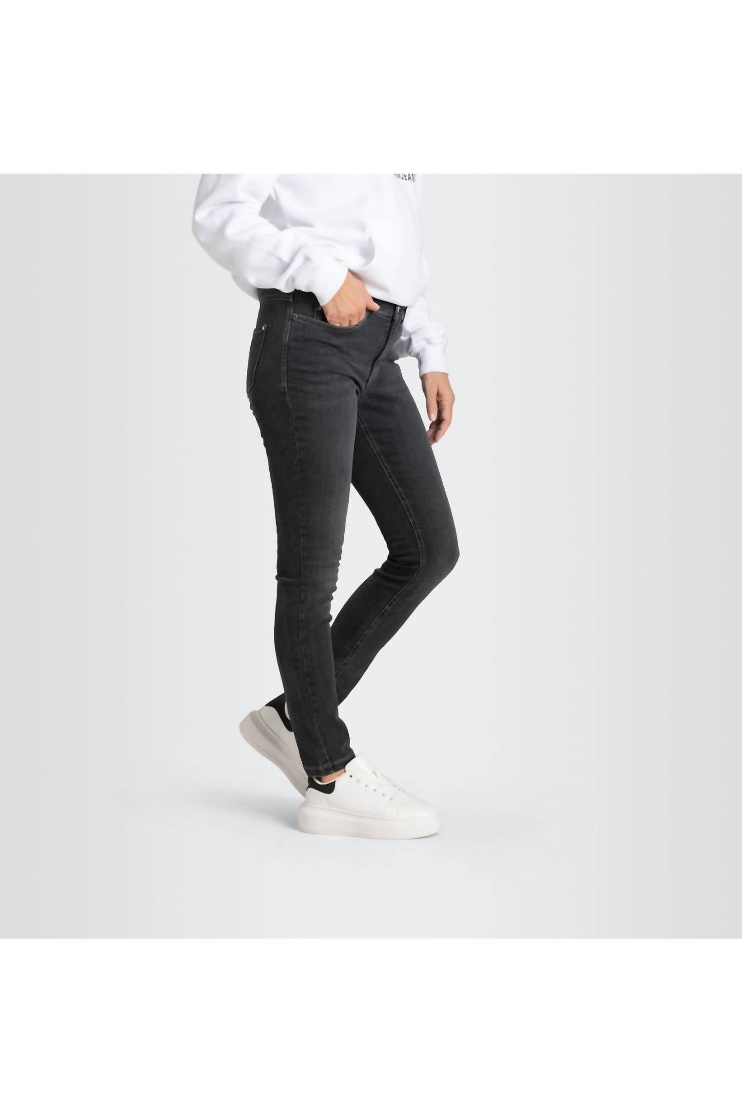 MAC Women's Dream Skinny Jeans in ash wash - women's jeans - detail view
