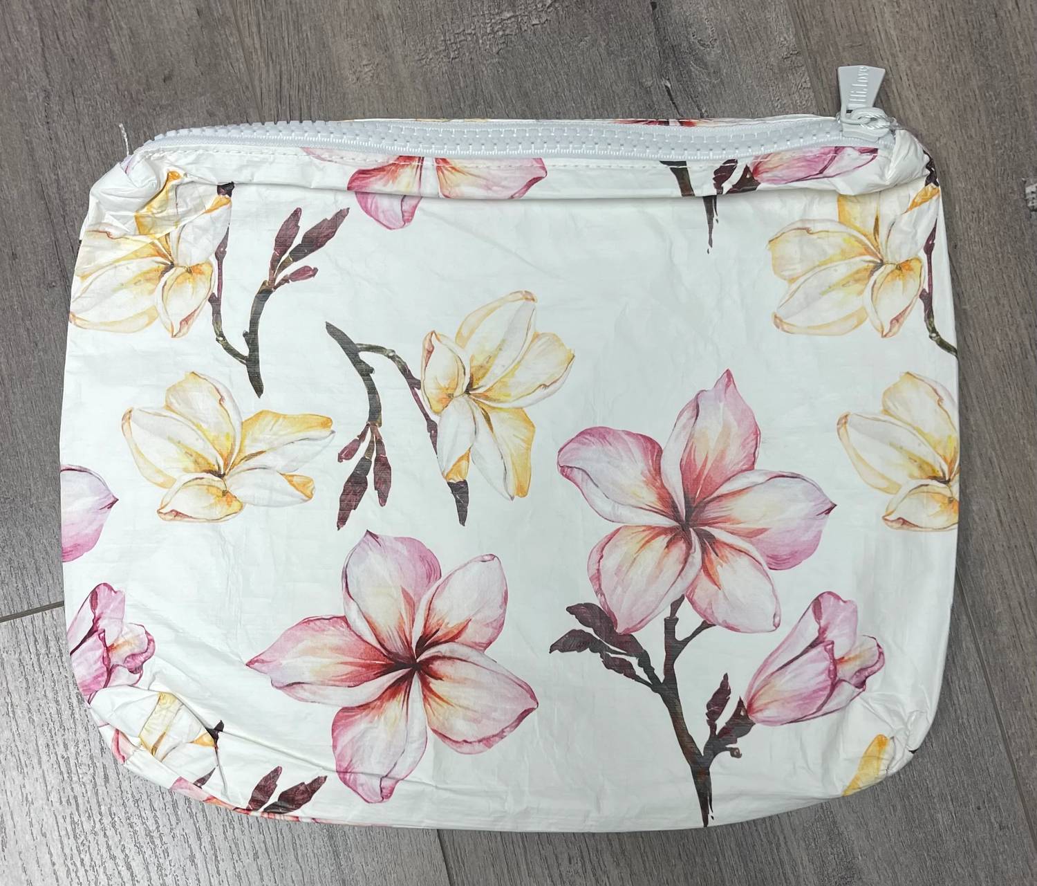 Hi Love Travel - Women's Zipper Pouch