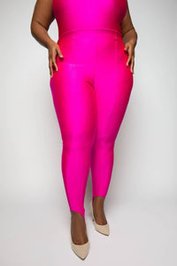 Good American - Compression Shine Stirrup Pant