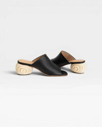 Huma Blanco - Women's Milla Mules