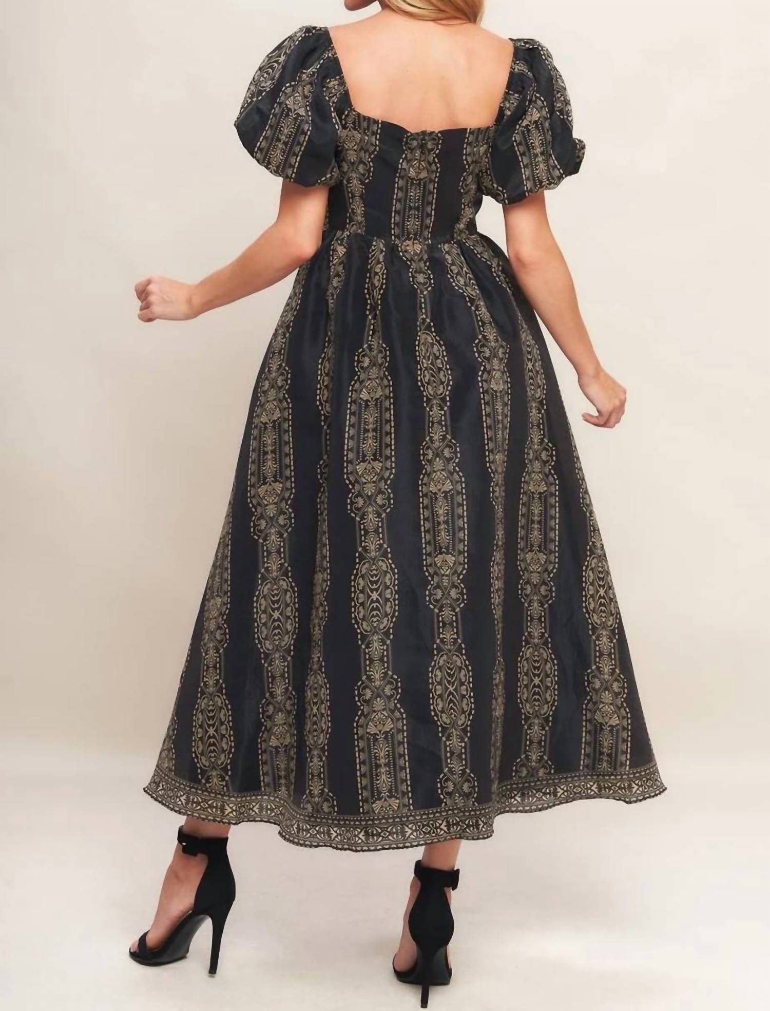 Flying Tomato - Amara Woven Midi Dress