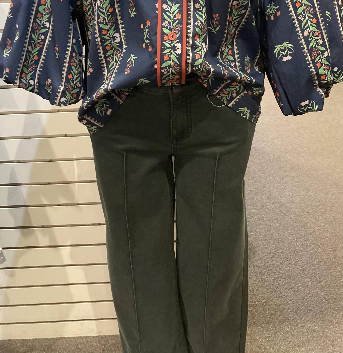 Umgee - Women's Bubble sleeve button down