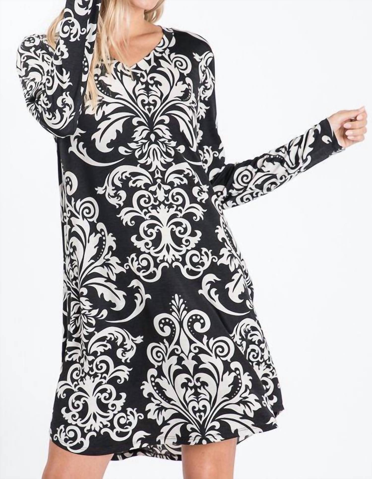Heimish Usa - Damask Print Long Sleeve V-neck Swing Dress With Pockets