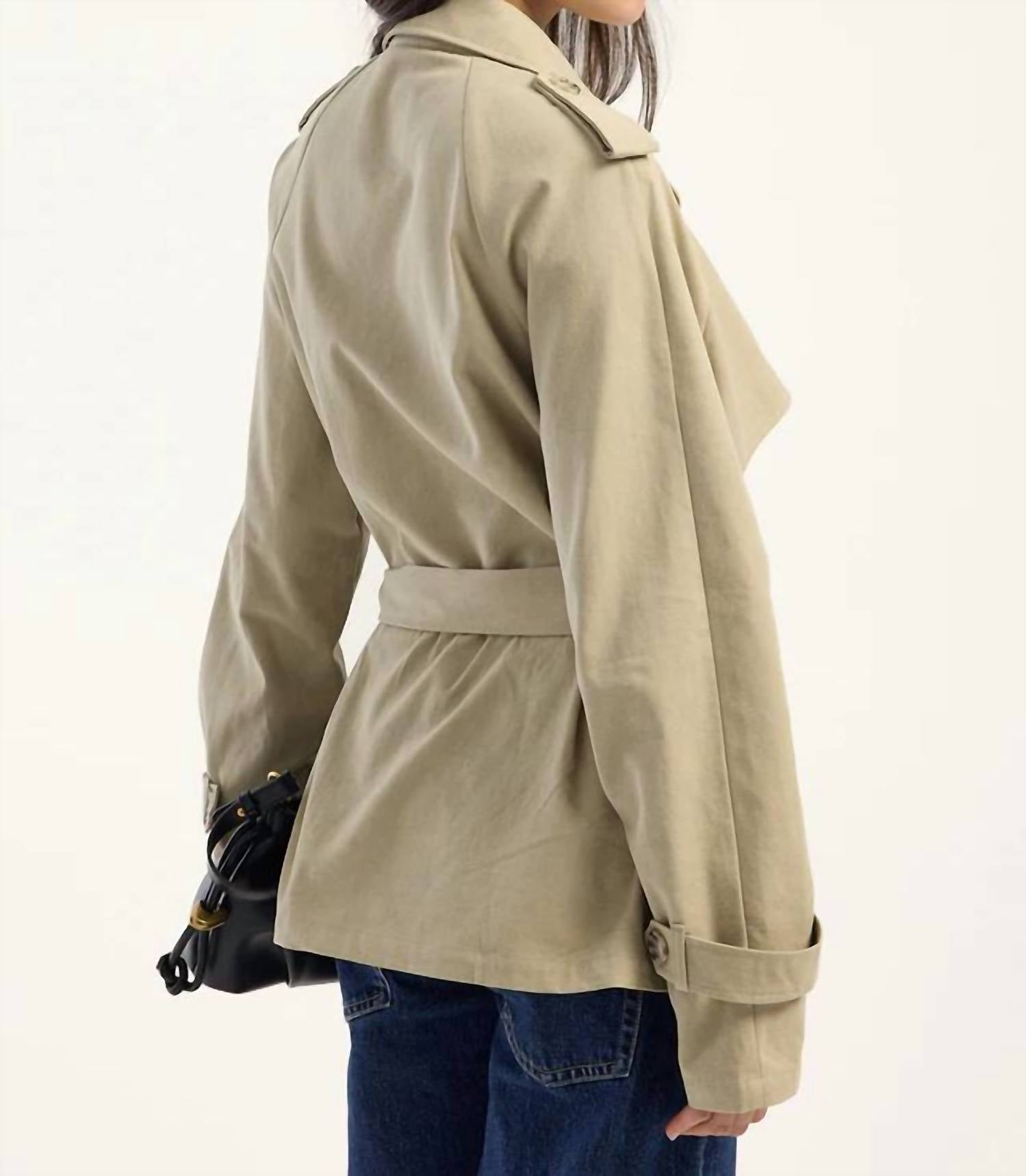 Lioness - Cropped Trencherous Coat