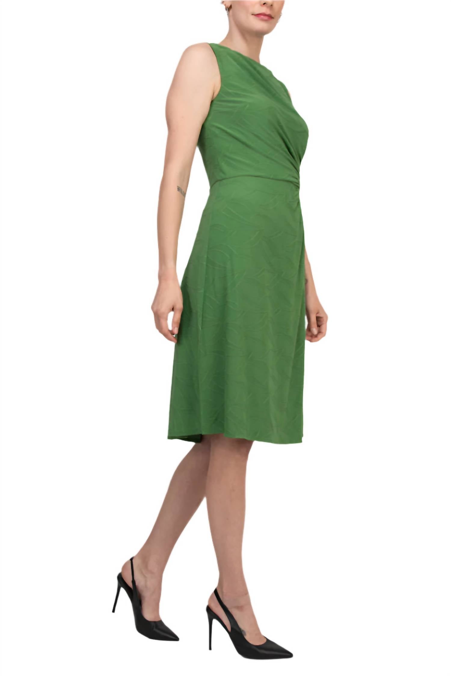 London Times - Ruched Side Textured Leaf Detail Asymmetrical Midi Dress