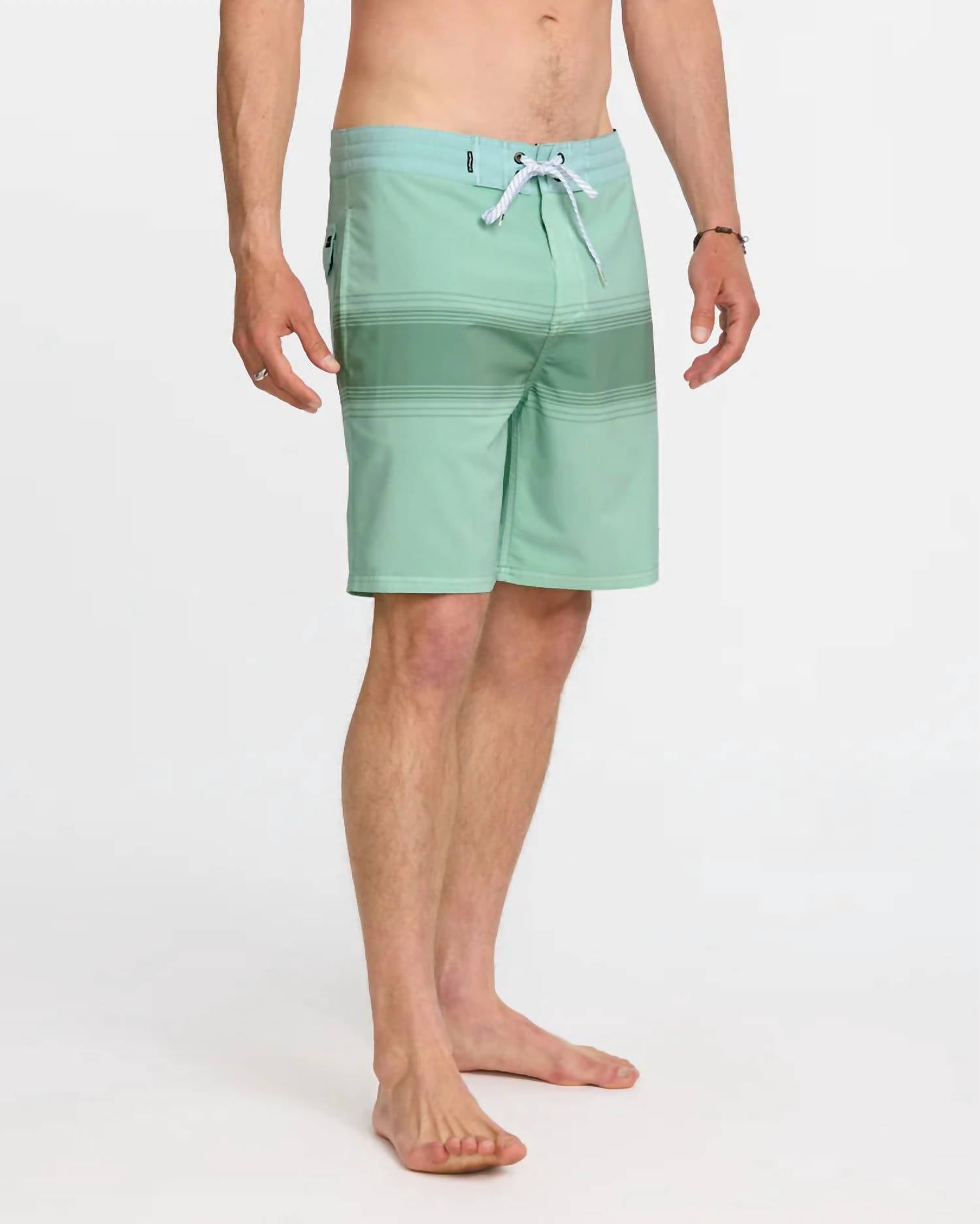 Quiksilver - Men's Surfsilk Street Trunks