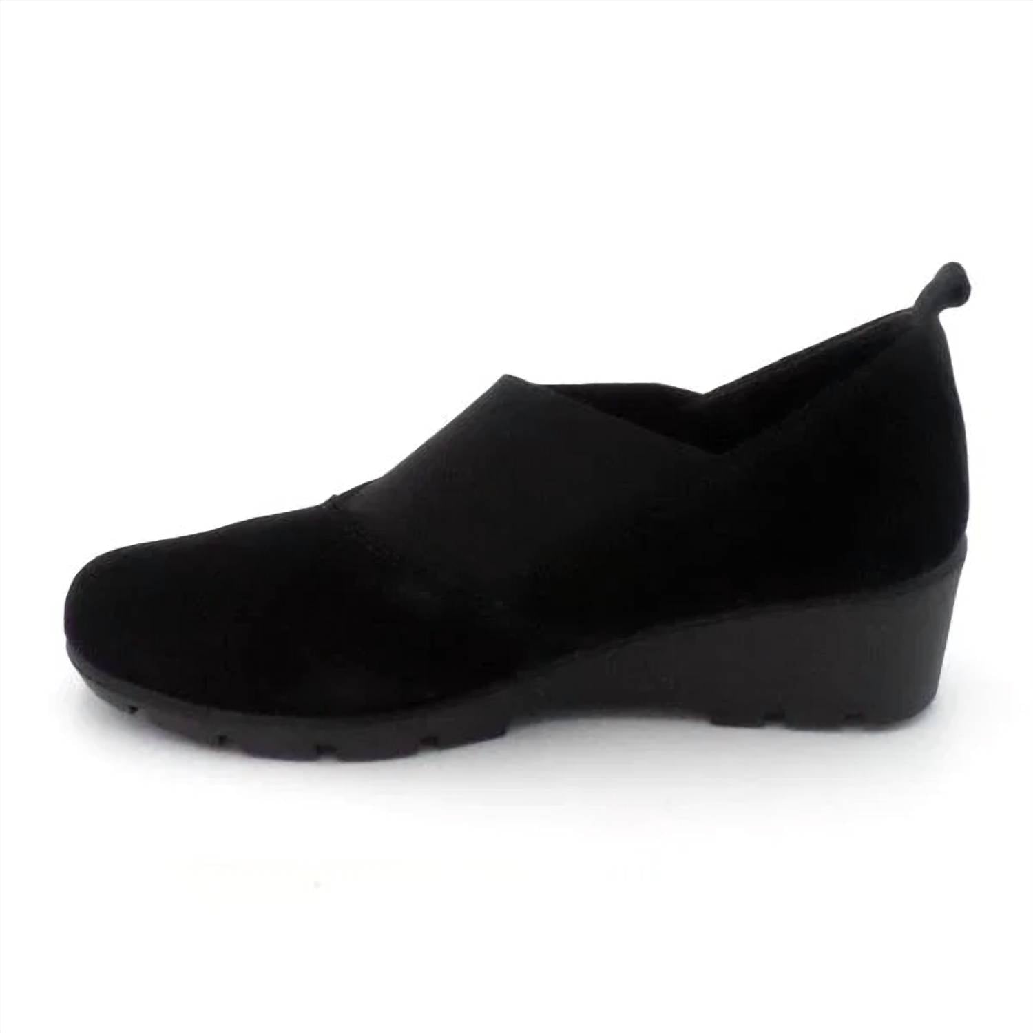 The FLEXX Women's Crosstown Slip-on Shoes in black suede - women's shoe - detail view