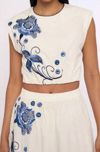 Love The Label - Cambrie Crop Top