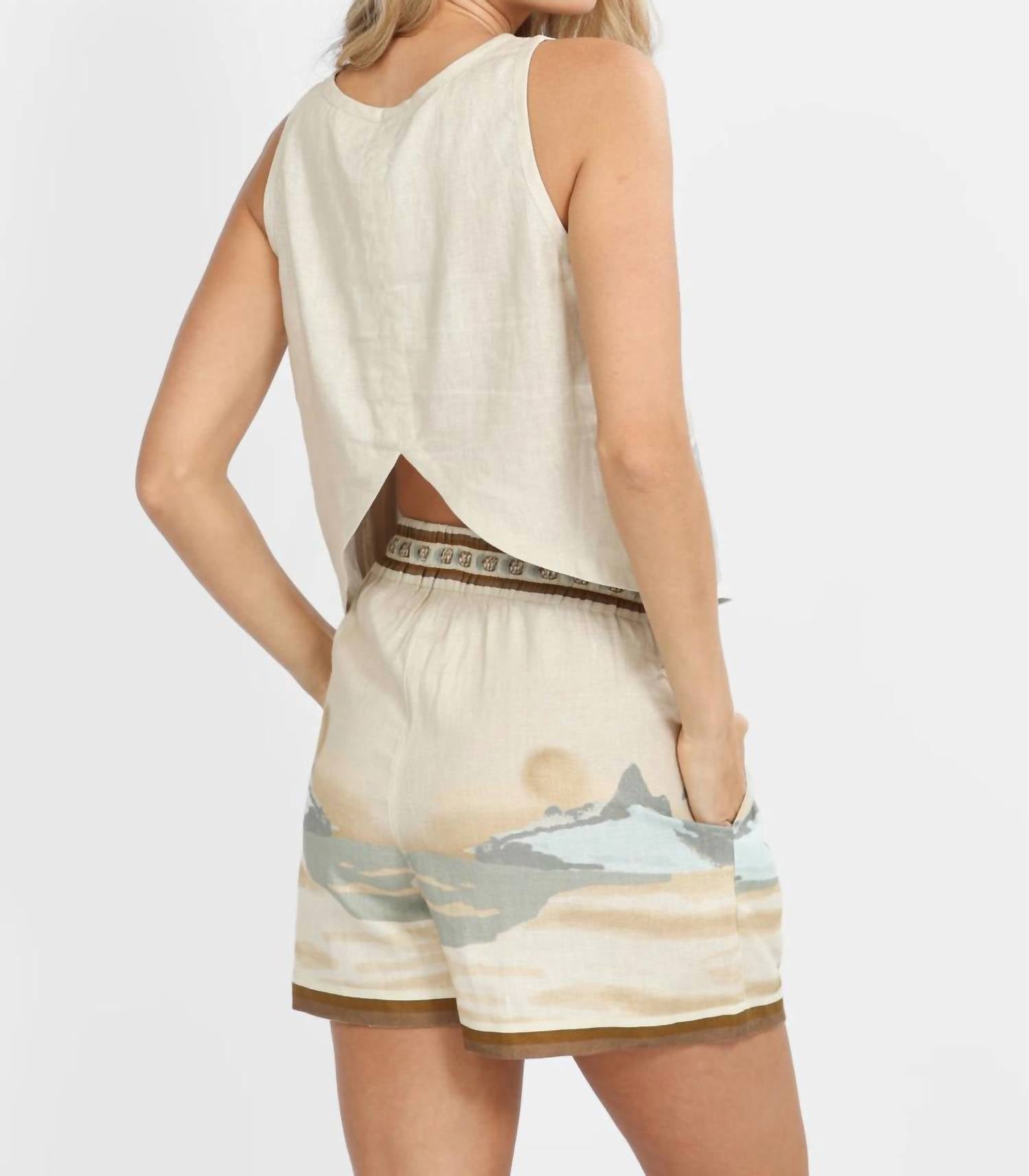 Las Surenas - Women's Linen Tank Top