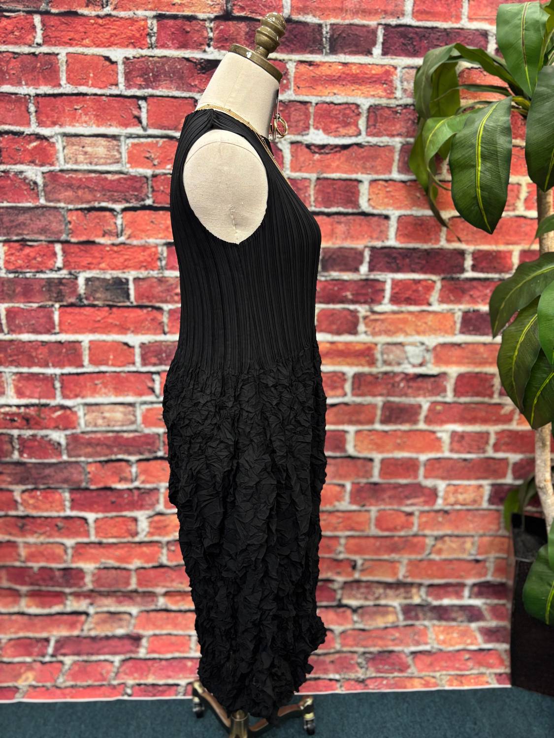 Vanite Couture - Women's I Must Have Midi Dress