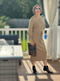 Amelia K. Luxe - Wren V-neck Sweater Dress