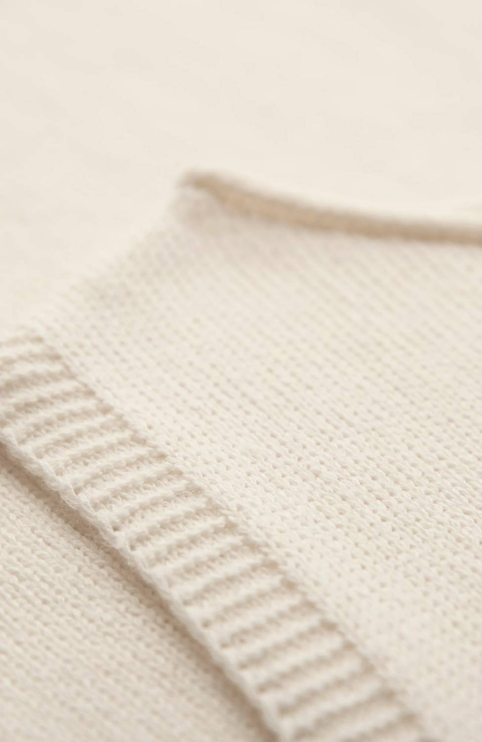 Celtic & Co. - Sleeveless Knitted Vest Top