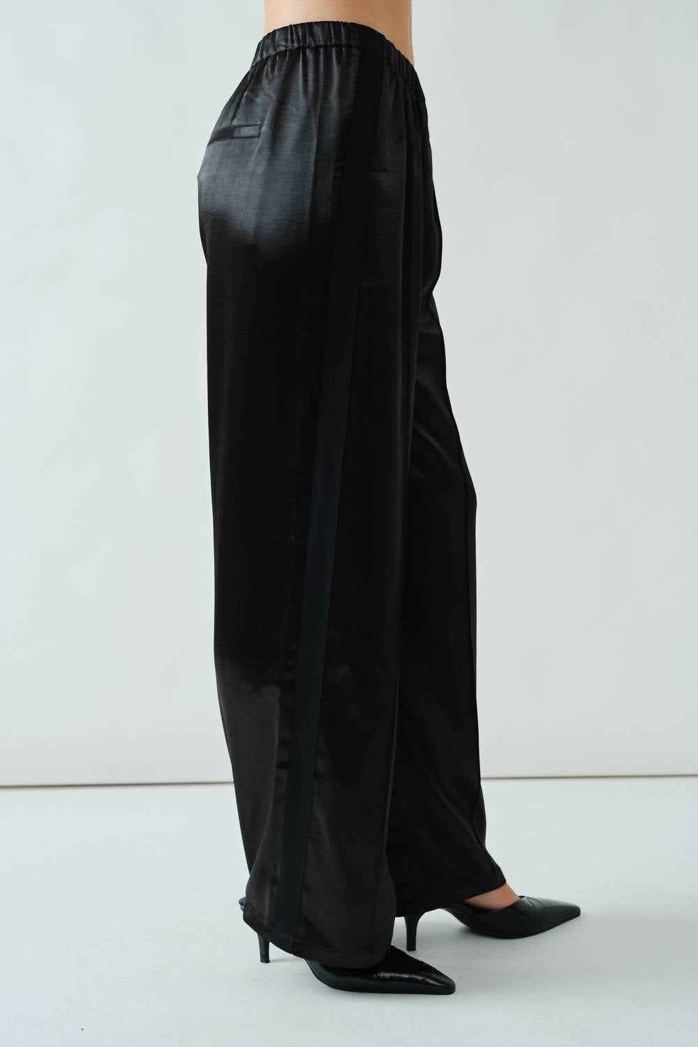 Aaron & Amber - Milo Satin Comfy Straight Pants