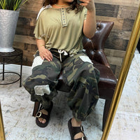 Pol - Camo Lace Patchwork Jogger