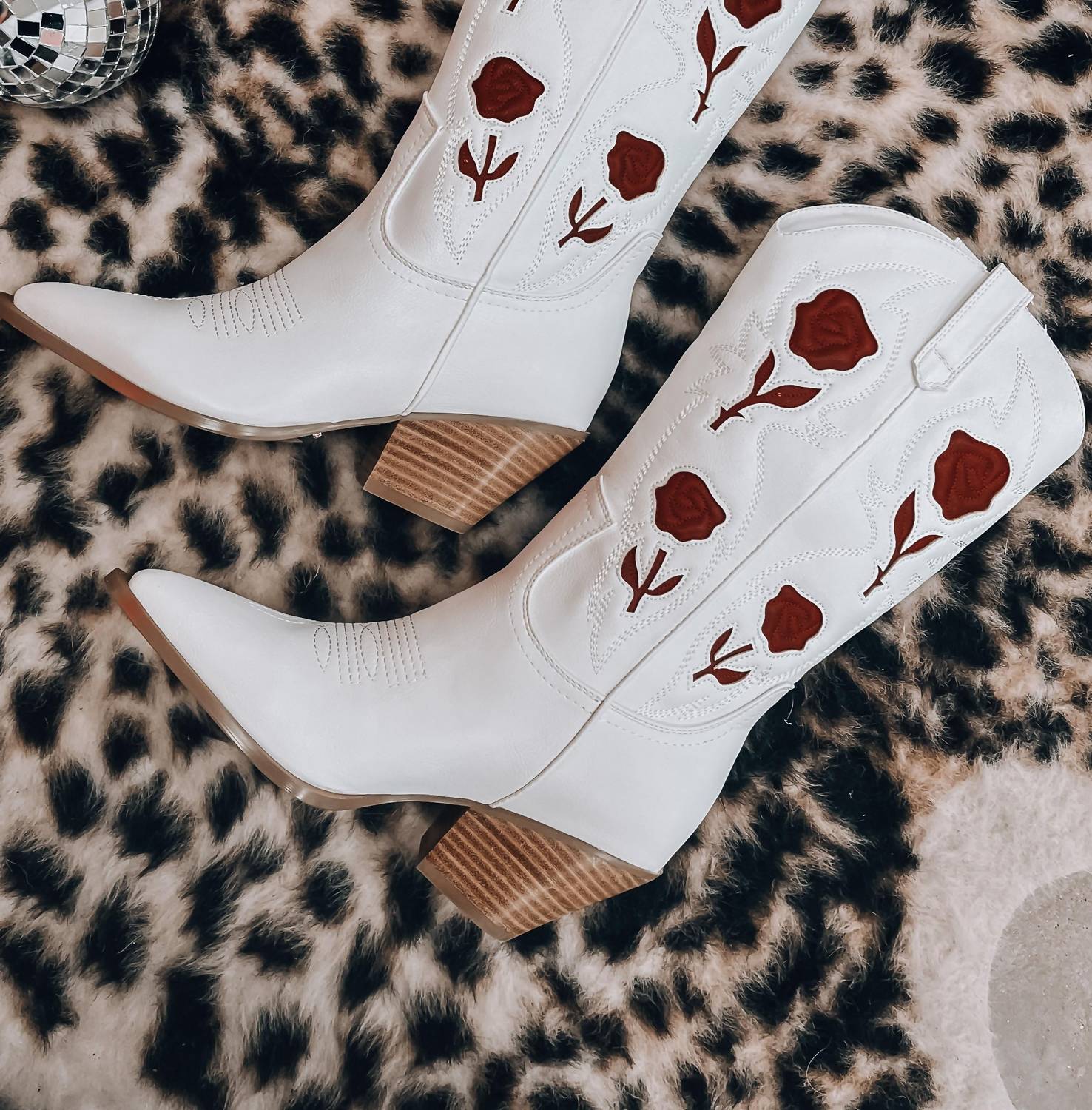 BiLLiNi Women's Arden Roses Western Boot in white - women's shoe - detail view