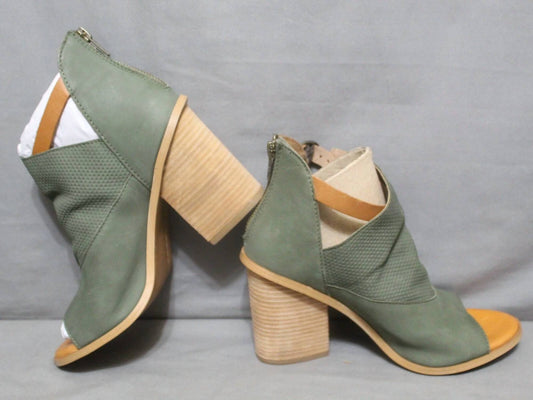 Diba True - Women's Hot Dice Sandal