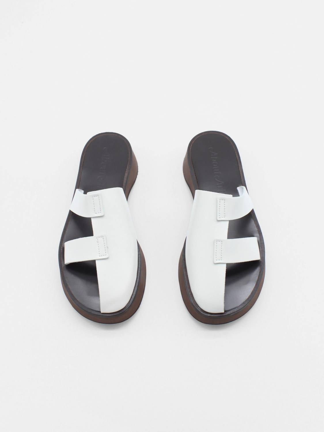 About Arianne - Women's Enzo Slide