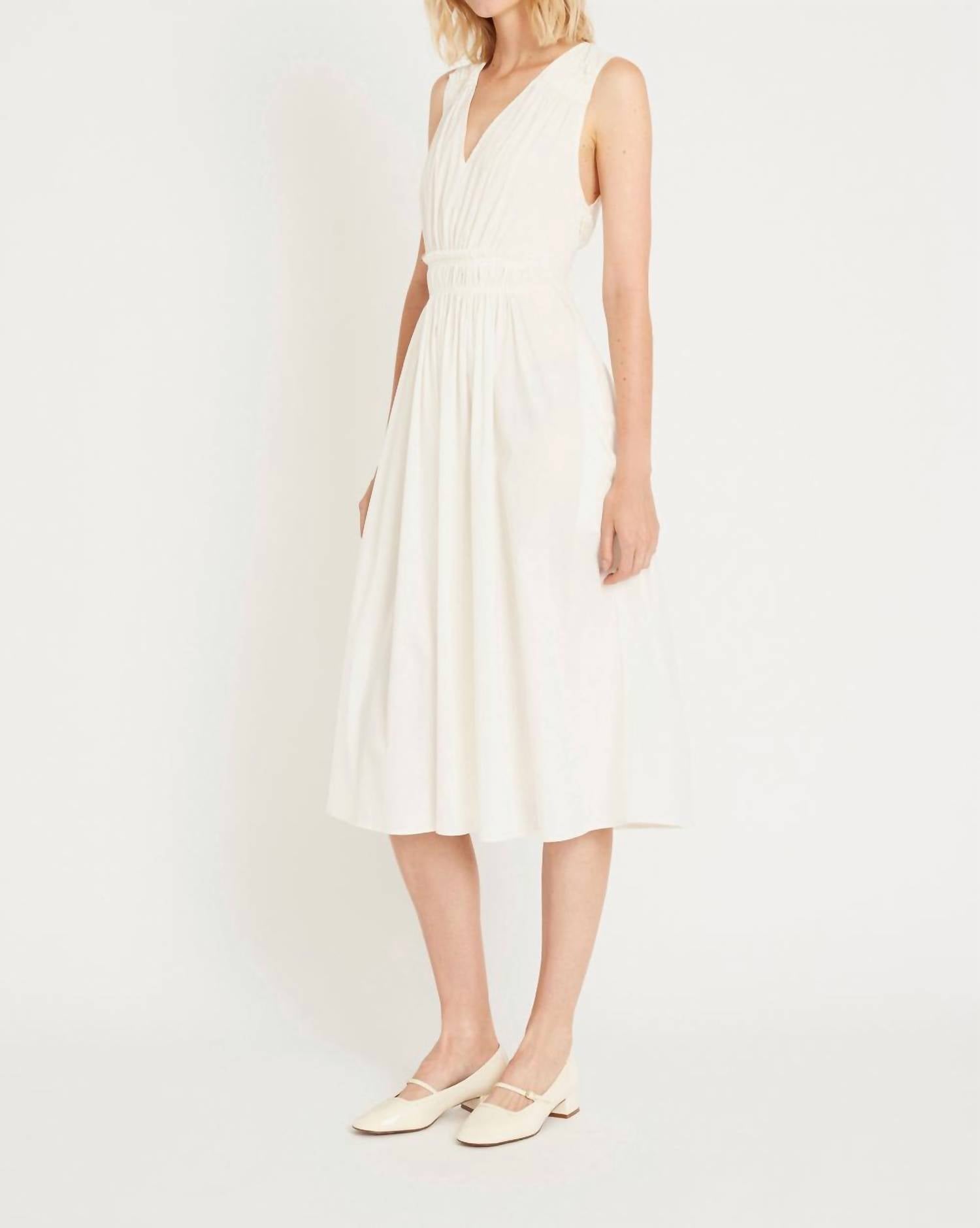 Luxely - V-neck Midi Dress