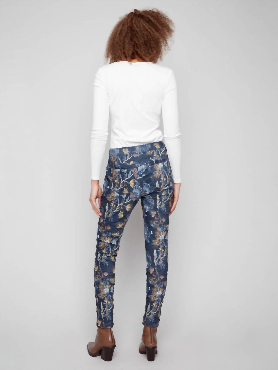 Charlie B - Printed Crinkle Suede Pull On Jogger Pants