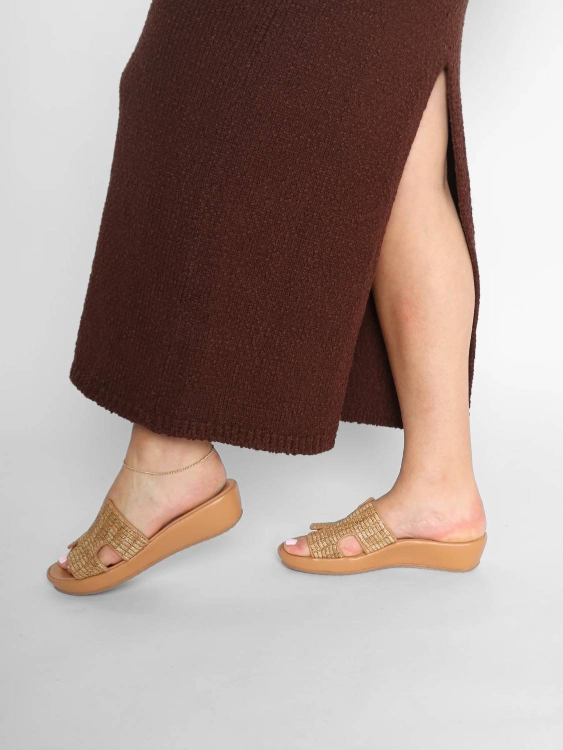 L'Amour Des Pieds - Women's Catiana Sandal