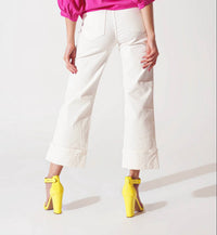 Q2 - Straight Leg Cropped Hem Jeans