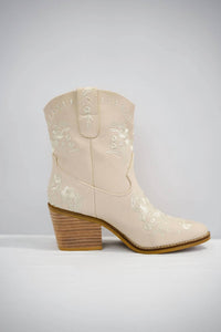 Mia - Women's Calico Embroidered Boots