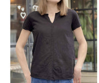 Mododoc - raw edge split v tee
