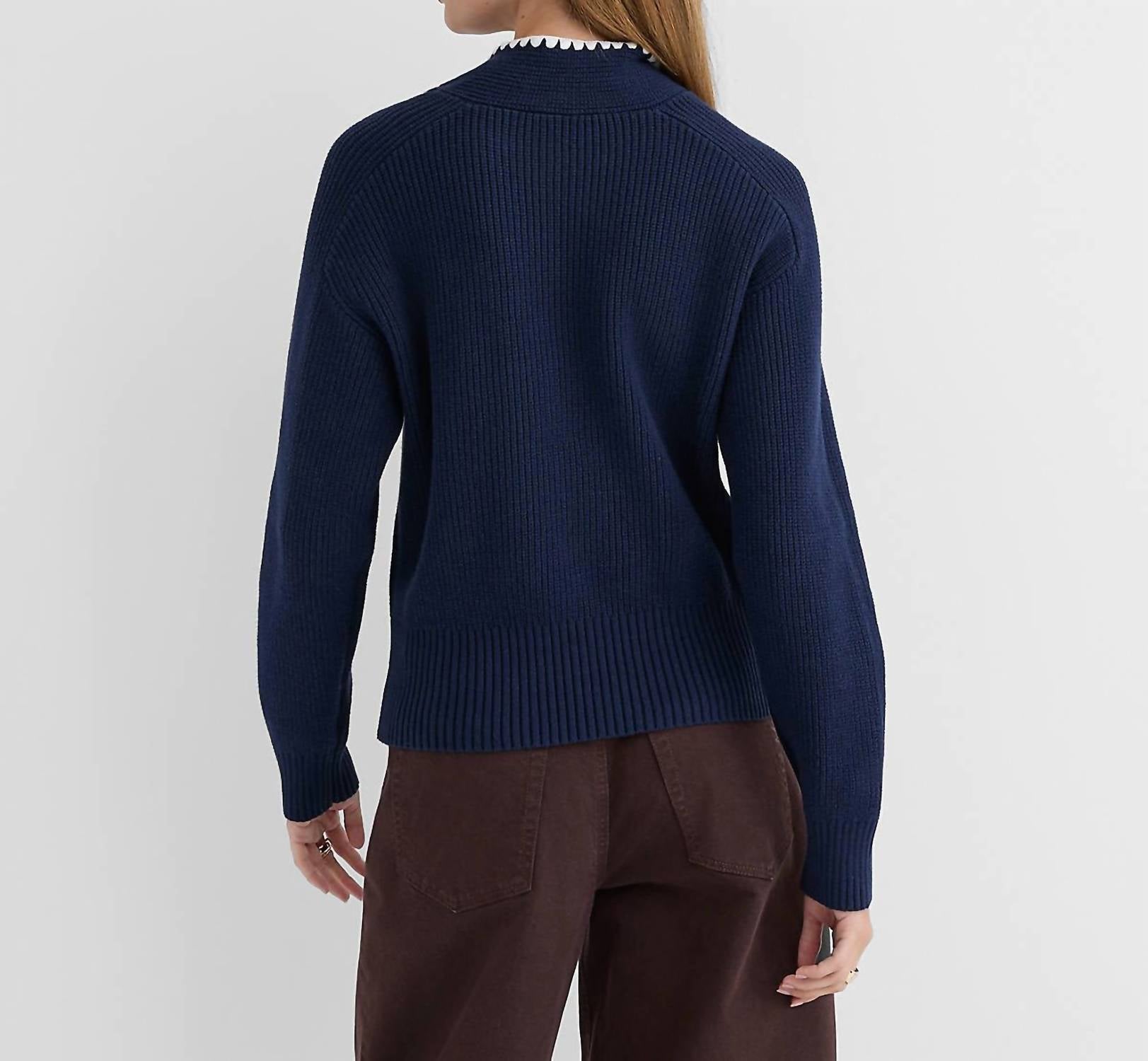 Sundayup - LOUVRE SCARF SWEATER