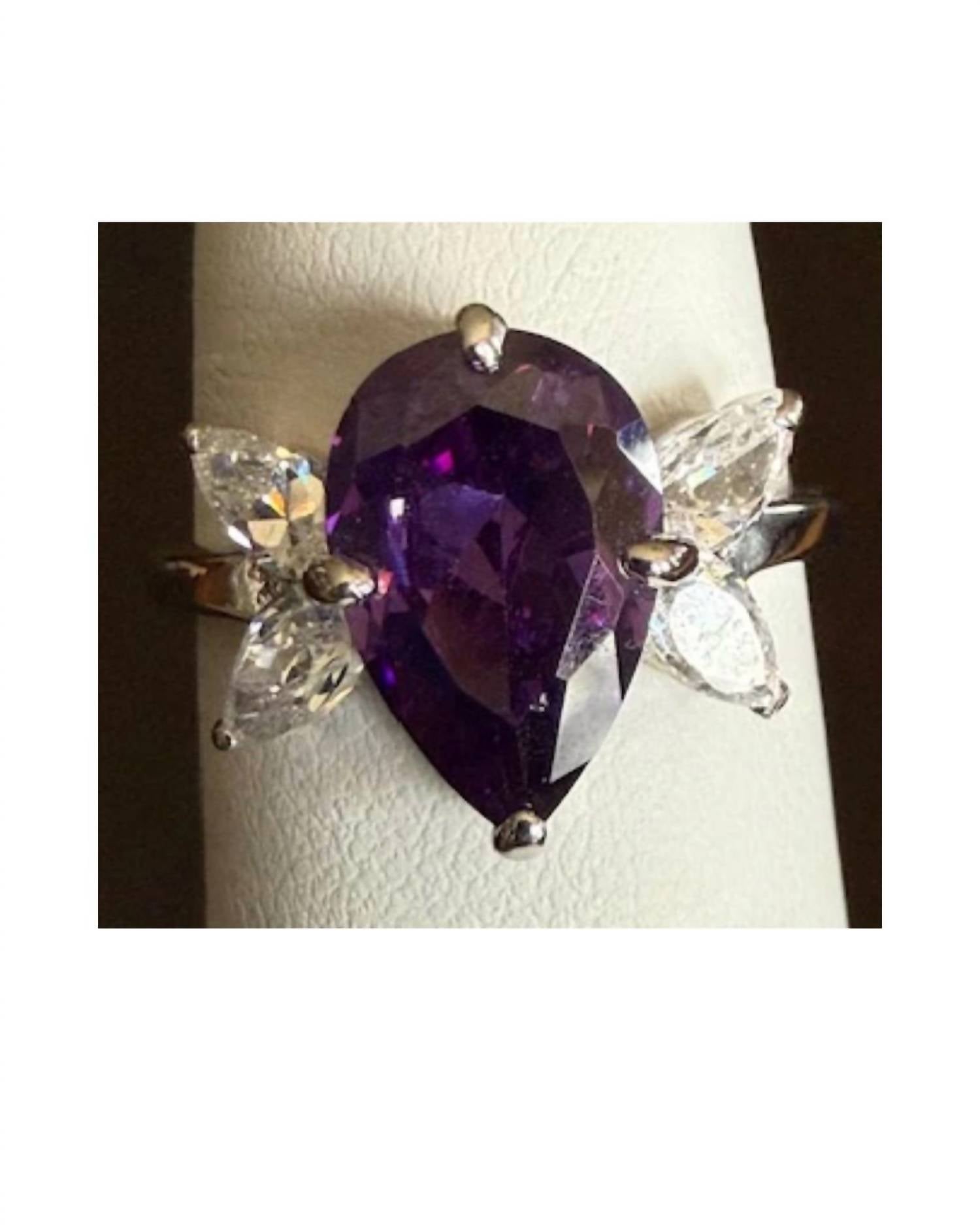 P & K Jewelry - Women's Sterling Pear Shape Ring