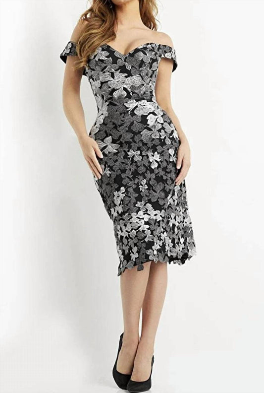 Jovani - Off Shoulder Floral Embroidered Dress