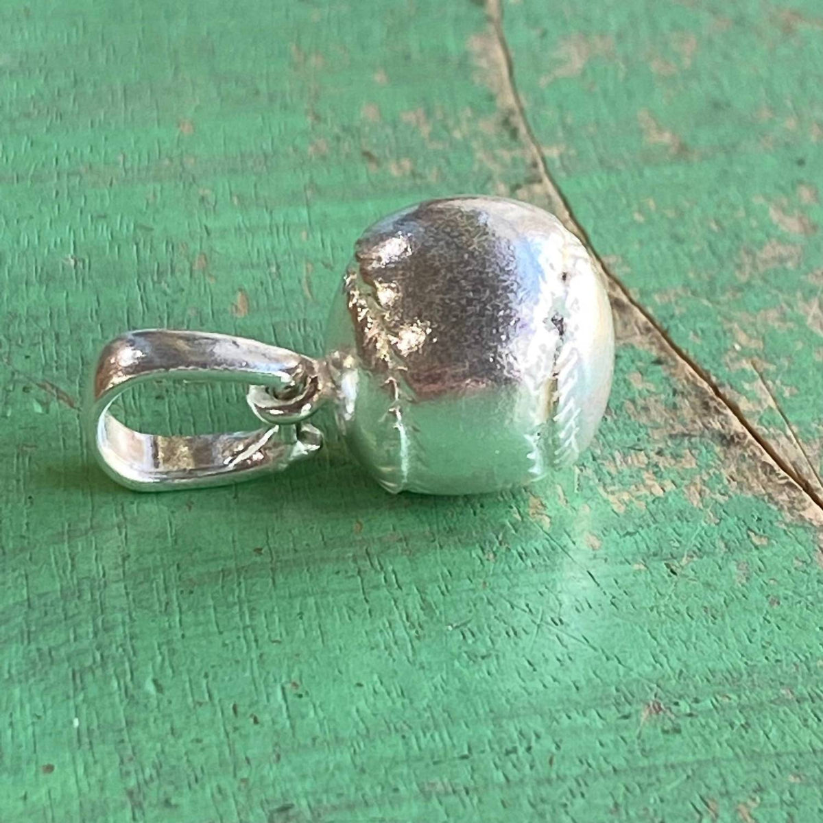 Love And Honor Jesus - Women's Baseball Charm