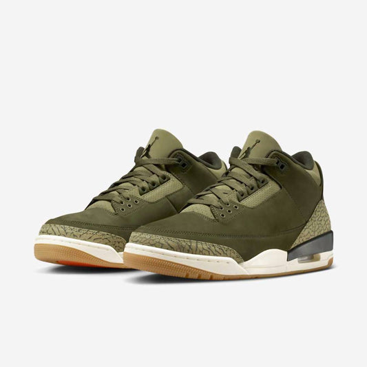 Nike - Men's Air Jordan 3 Retro Shoes