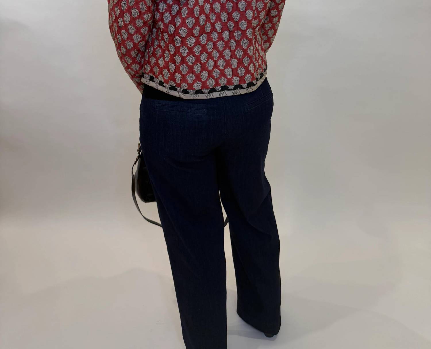 Mahila - Quilted Cropped Tie-front Jacket
