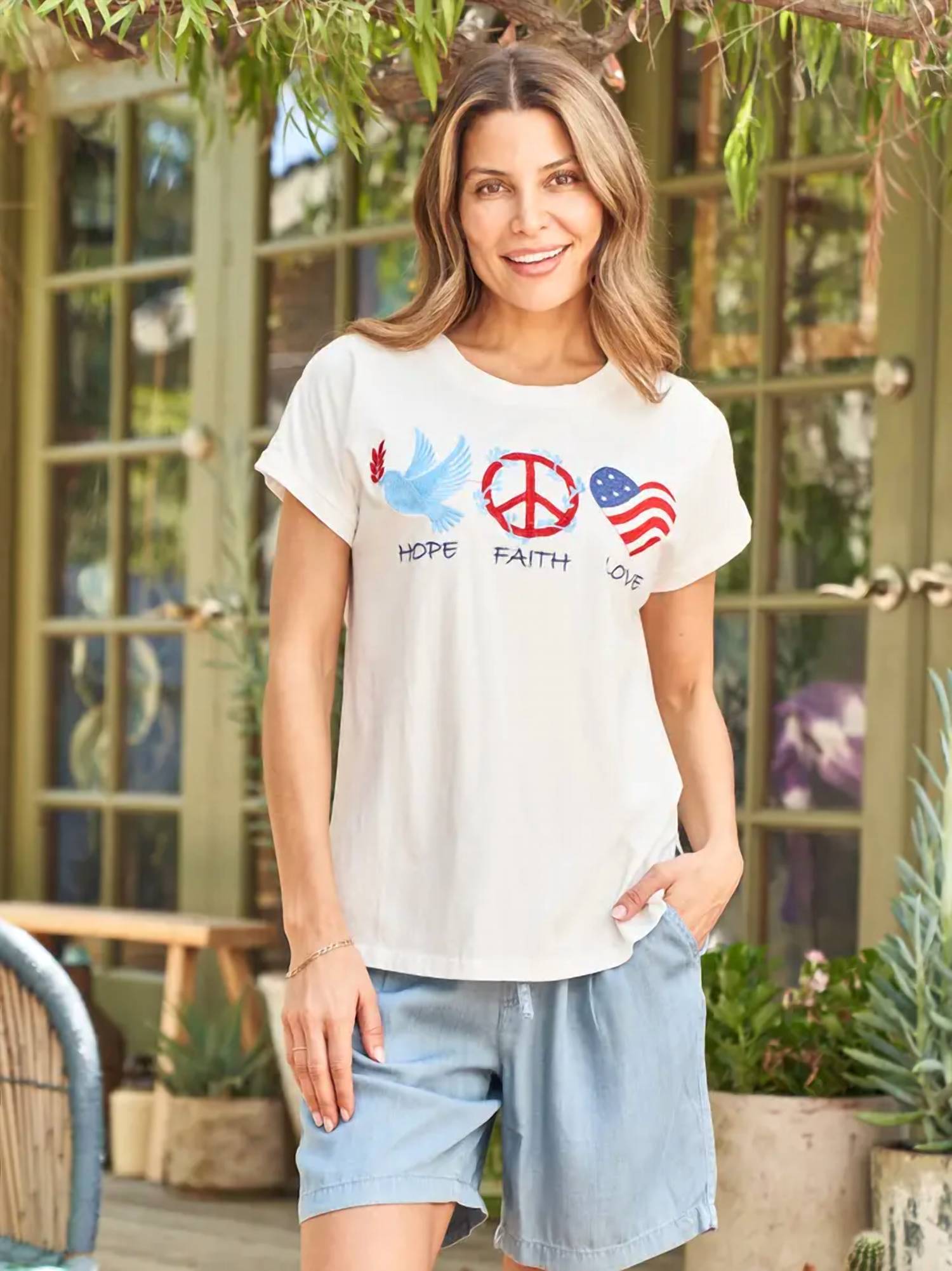 Paparazzi - Embroidered Jersey Cap Sleeve Tee