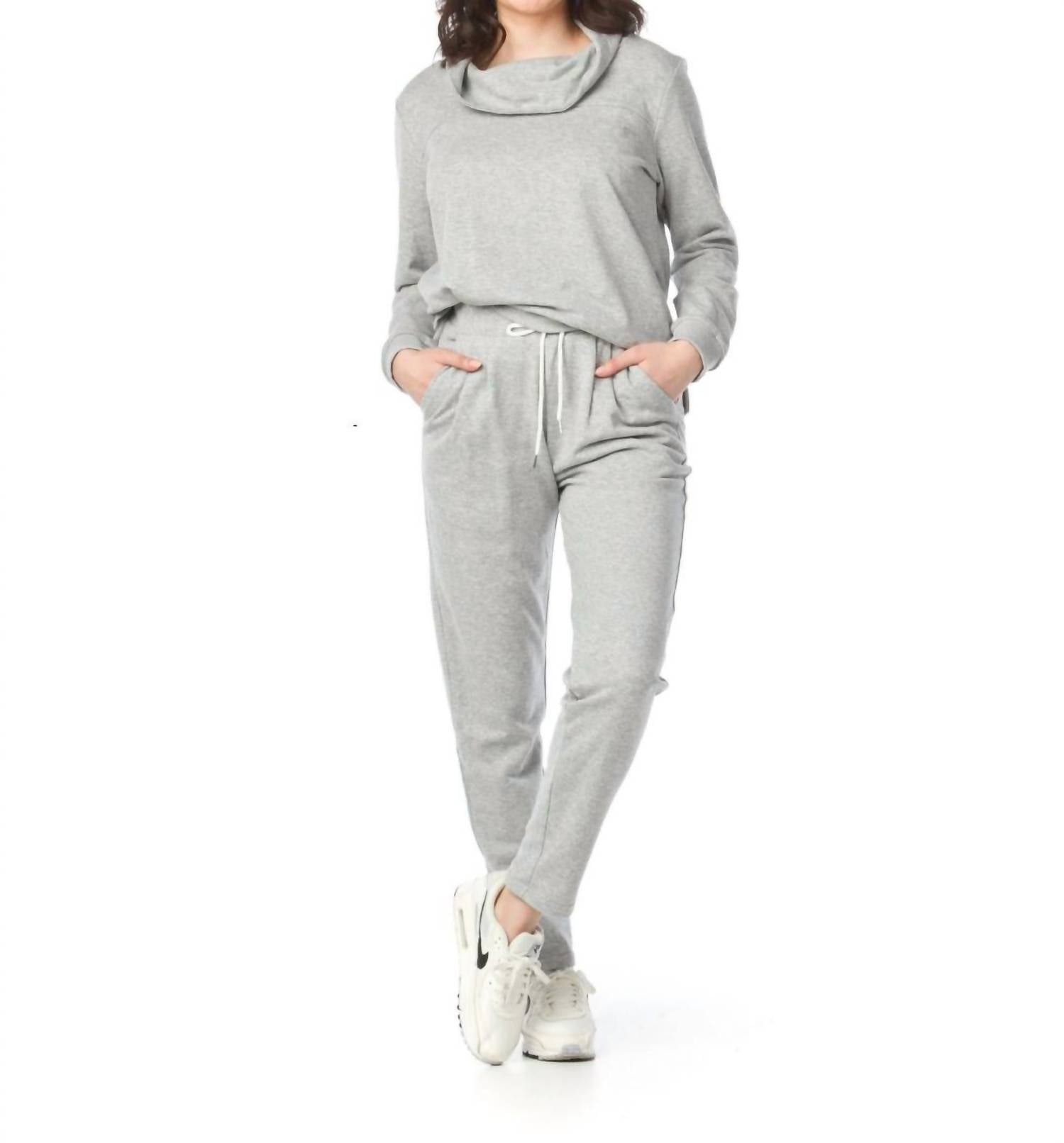 Papillon - Oversized Sweater With Ribbed Hem & Cuffs