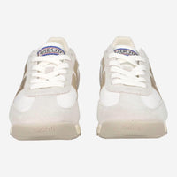 Back 70 - Women's Barkley Jogger Sneaker