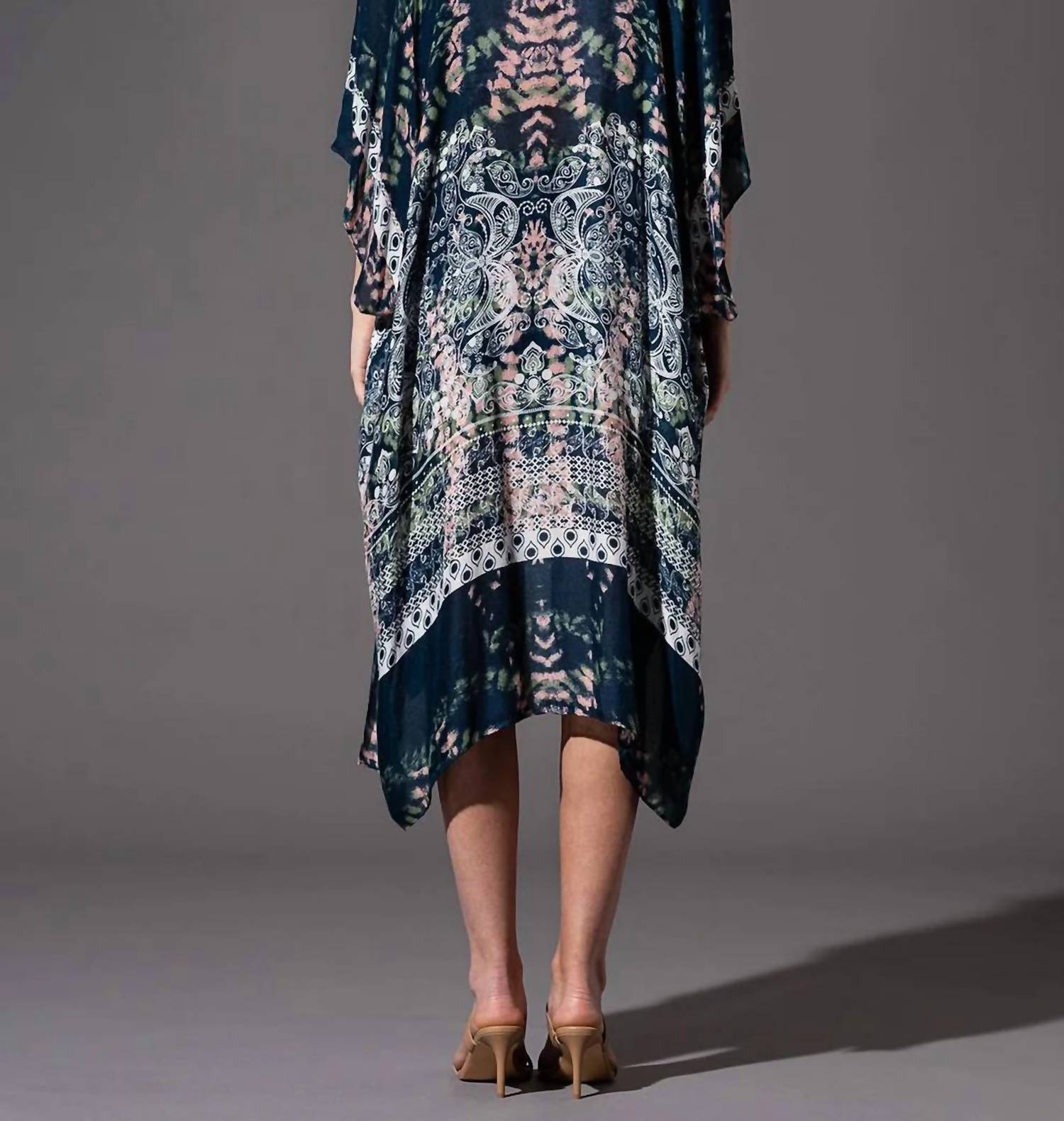 Urbanista - Gwendolyn Tie Dye Printed Kimono